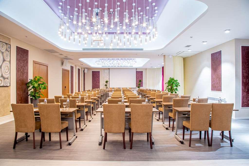 Kazzhol Park Hotel Αλμάτι Ανέσεις φωτογραφία