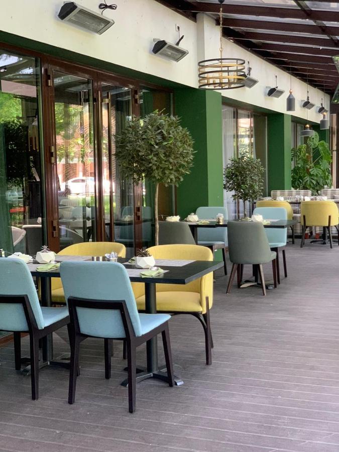 Kazzhol Park Hotel Αλμάτι Εξωτερικό φωτογραφία